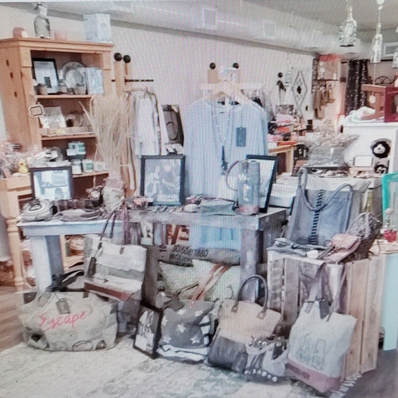 HI WELCOME TO MY STORE..ON POSHMARK - Picture 15 of 16